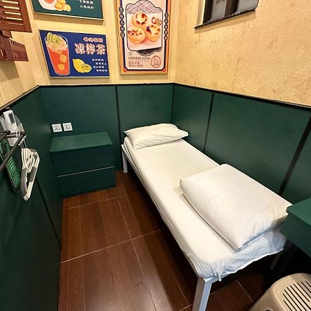 New Garden Hostel Гонконг Экстерьер фото