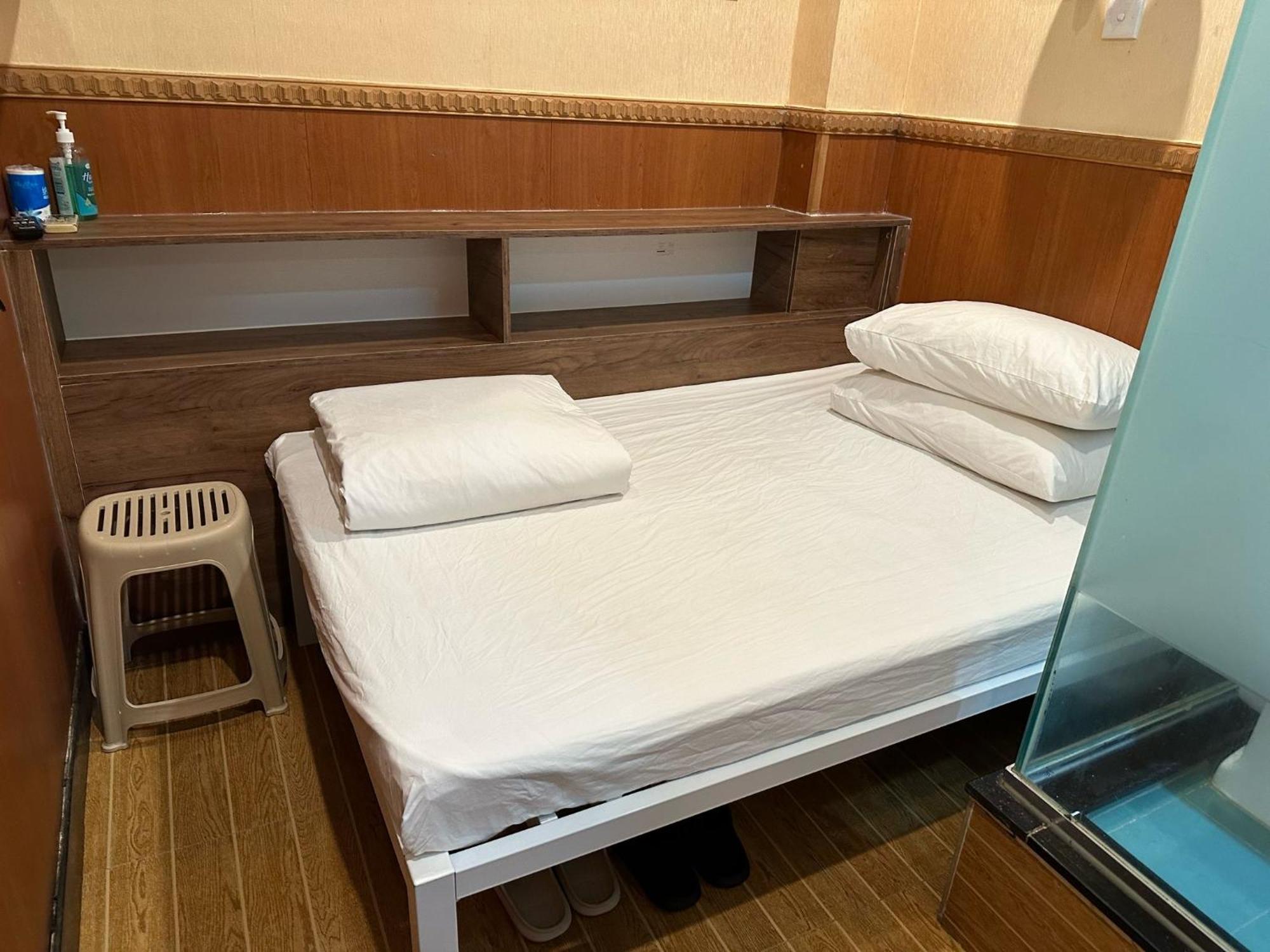 New Garden Hostel Гонконг Экстерьер фото